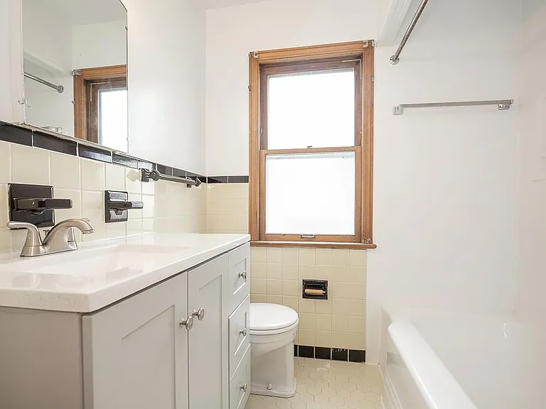3832 Wallingford Rd — Photo 11