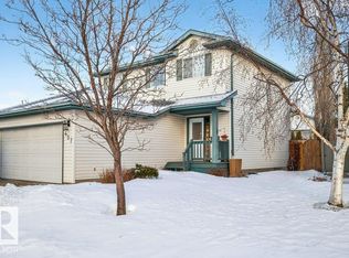 457 Rainbow Cres, Strathcona County, AB T8A5W2