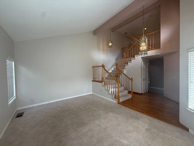 2853 Saint Andrews Rd — Photo 5