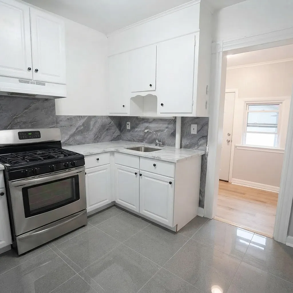 3 bed, 884 sqft, $1,850 — Photo 4