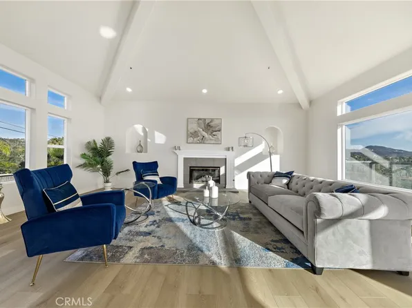 1522 Maxwell Ln, Vista, CA 92084
