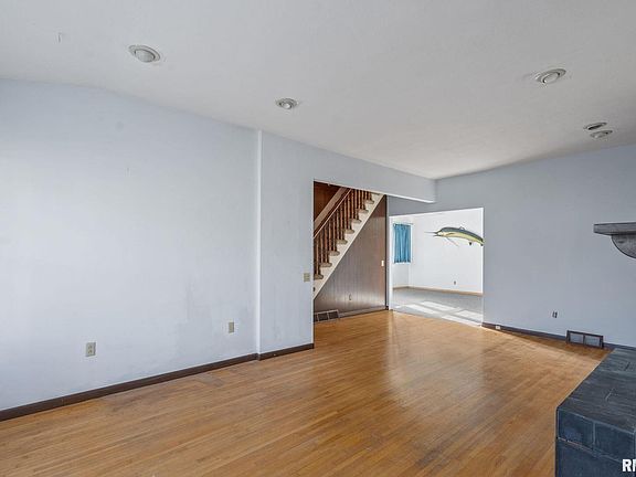 5th image of 2709 16th St