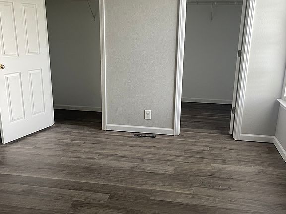 5th image of 2221 S Rutherford Blvd