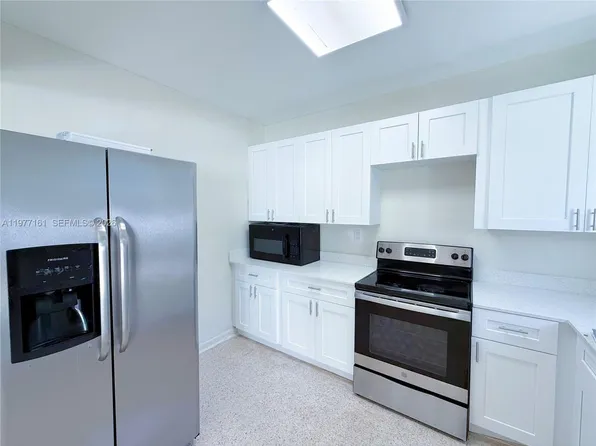 1141 NE 154th Ter, North Miami Beach, FL 33162