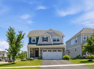 10 Nelson Ln, Hawthorn Woods, IL 60047
