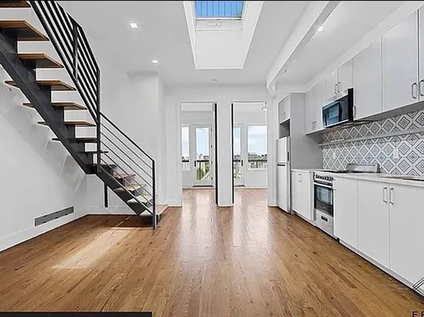 410 East 28th Street image 1 of 6