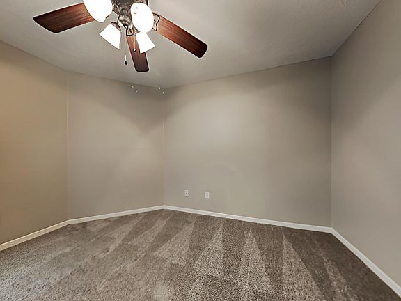 3rd image of 3213 Pine Alcove Ct