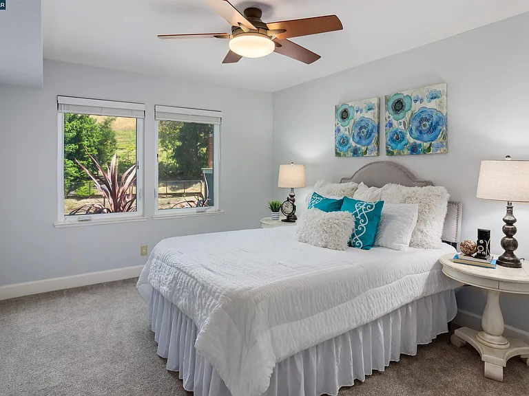 2324 Saddleback Dr — Photo 63