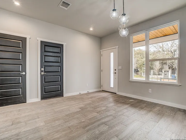 319 Piedmont Ave — Photo 10