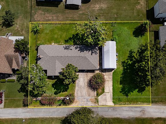 2nd image of 30 N Terrace Dr