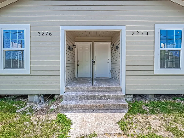 3270 Reeves St #A — Photo 2
