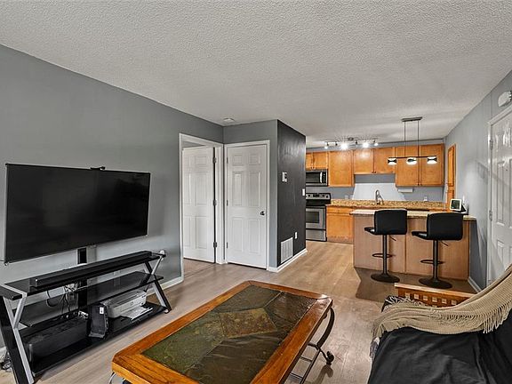5th image of 2657 Lenox Rd #L-163