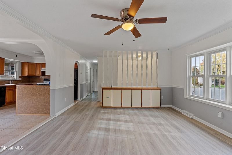 4th image of 53 Eberle Road