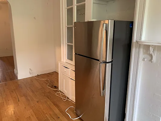 Rented by Flatiron Real Estate Advisors LLC | media 9