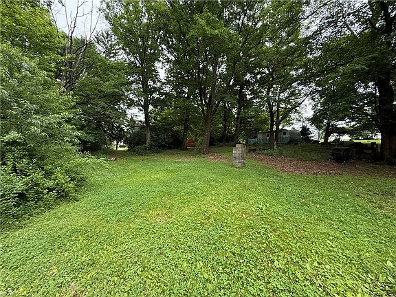 5th image of 701 Chicora Rd