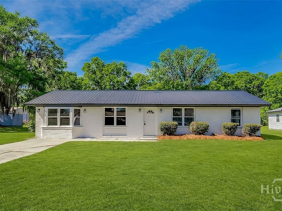 1st image of 315 Clifton Drive