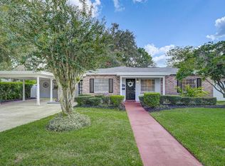 1014 Guernsey St, Orlando, FL 32804