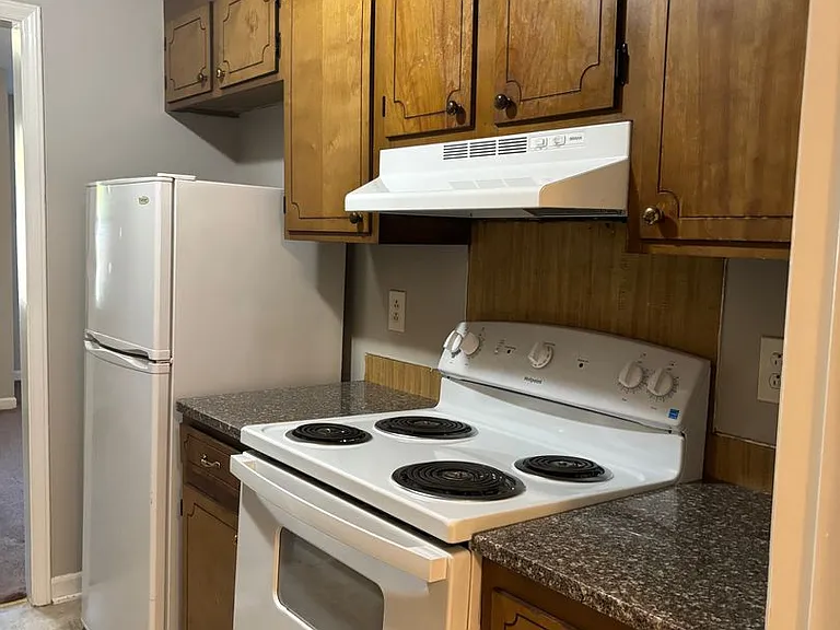 3631 Driftwood Dr — Photo 8
