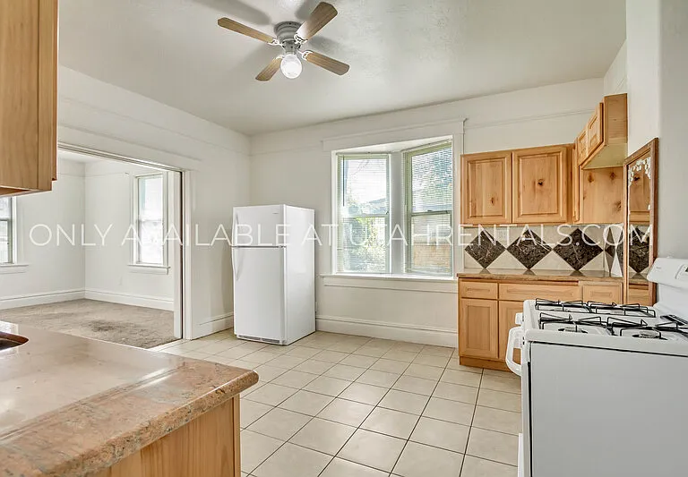1032 S Jeremy St — Photo 22