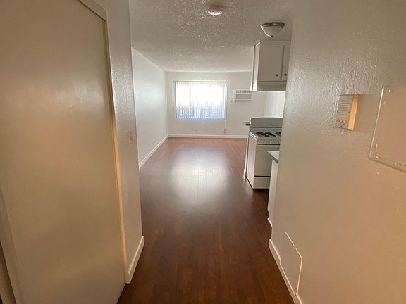 4th image of 8790 Van Nuys Blvd #3