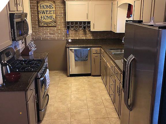 2nd image of 5268 Craig Ave