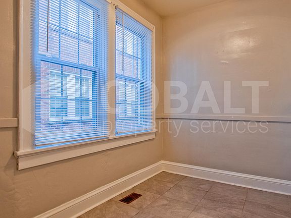 5th image of 993 N Highland Ave NE #7