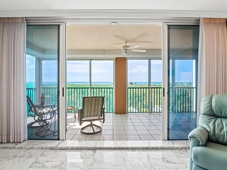 7515 Pelican Bay Blvd #7B — Photo 17