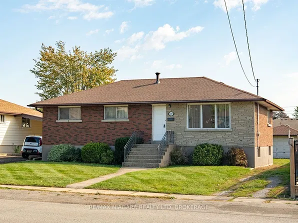 109 Hampton Ave, Pt Colborne, ON L3K 5R9
