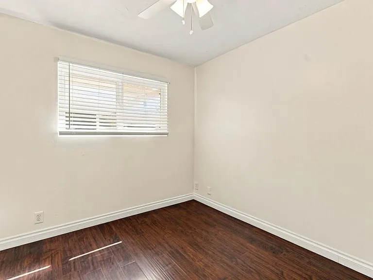 1101 Calle Vista Ave — Photo 22