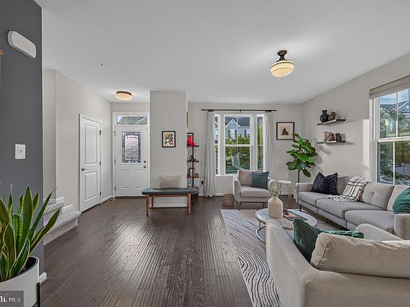 4th image of 1290 Village Green Way