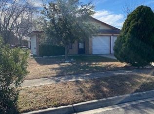 2104 Continental Dr, Killeen, TX 76543