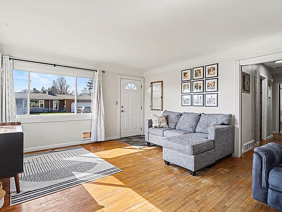 4th image of 4219 Konkle St