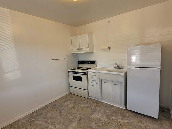 3rd image of 2909 E Highway 101 #3