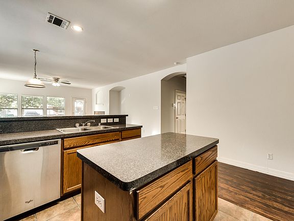 2nd image of 4712 Evanshire Way
