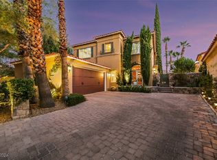 8993 Opus Dr, Las Vegas, NV 89117