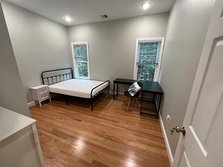 16 Hamilton Rd #2 — Photo 9