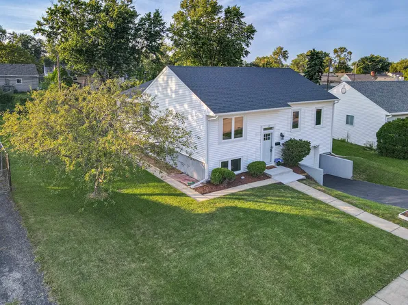 424 Mark Ave, Glendale Heights, IL 60139
