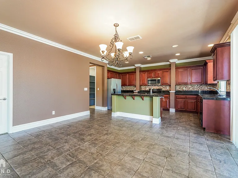 9351 Palmerson Dr — Photo 13