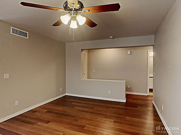 4th image of 15156 W Elko Dr