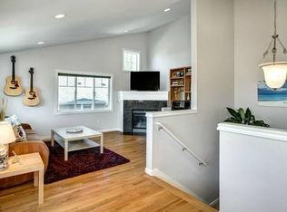 3432 22nd Ave W UNIT A, Seattle, WA 98199