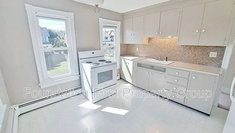510 Stock St #2 — Photo 8