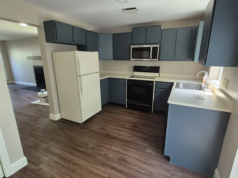 kitchen with new microwave