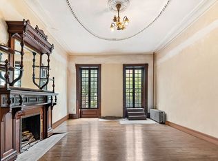 352 W 122nd St, New York, NY 10027
