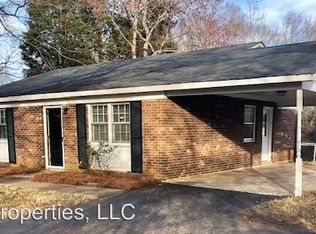 2201 Stonehaven Rd, Kernersville, NC 27284