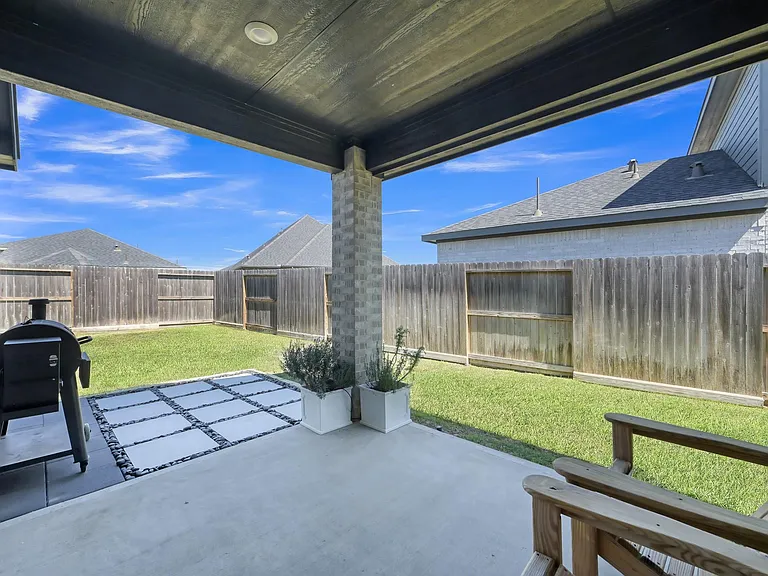 1123 Five T Ln — Photo 34