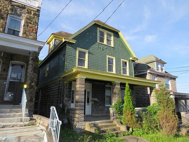 2nd image of 416 Cathedral Ave
