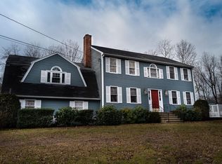 16 Carol Ln, Blackstone, MA 01504
