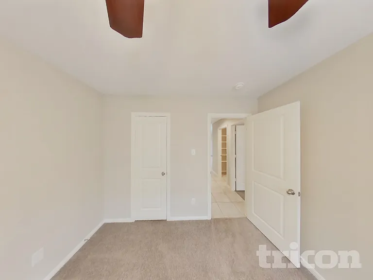 10502 Fort Cibolo Trl — Photo 11