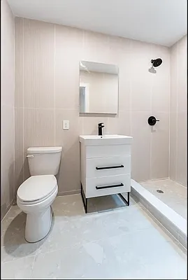 Rented by REAL New York | media 6