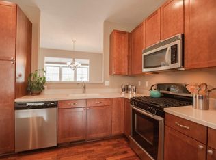 8108 Oakview Ln N #42, Osseo, MN 55369